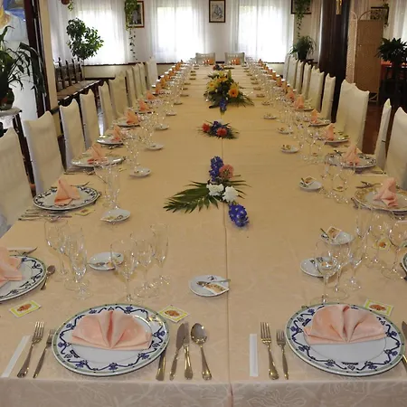 Hotel Castillo D'acher