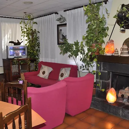 Castillo D'acher Hotel