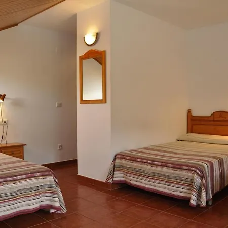 Castillo D'acher Hotel *