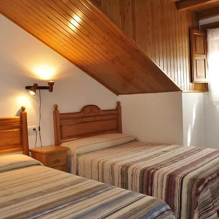 Castillo D'acher Hotel