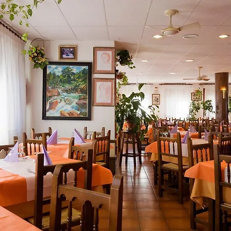 Castillo D'acher Hotel