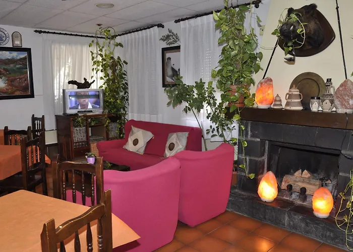 Castillo D'acher Hotel