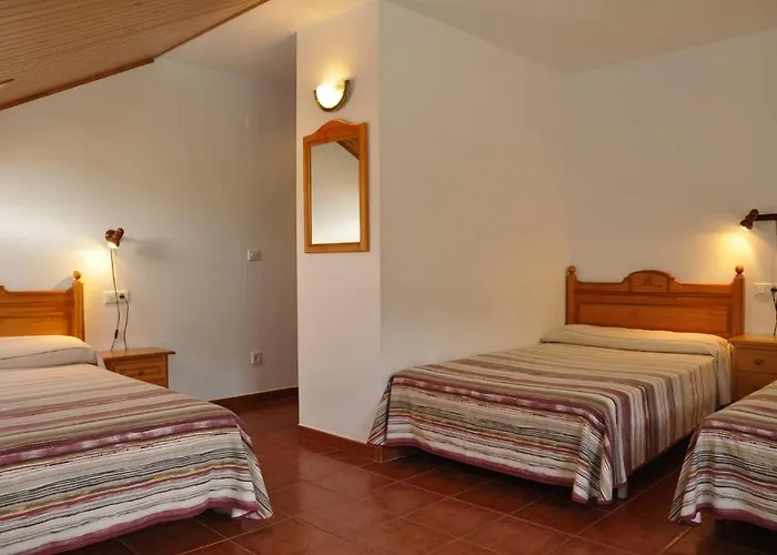 Castillo D'acher Hotel *