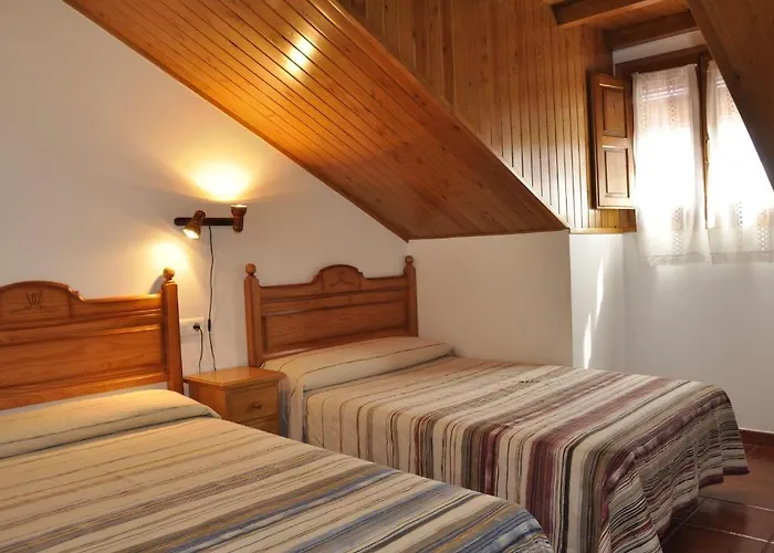 Castillo D'acher Hotel