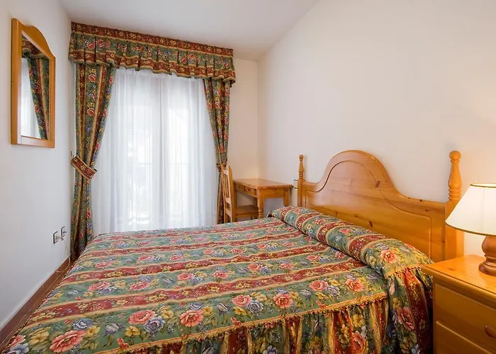 Hotel Castillo D'acher *